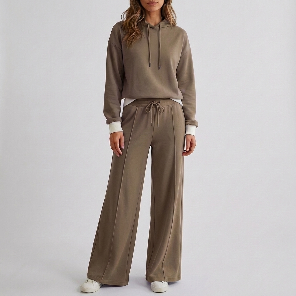 Relaxed two-piece outfit