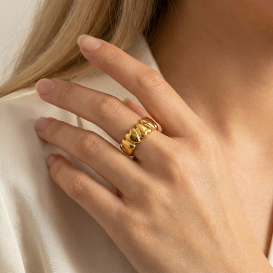 Anillo abierto de amor de acero inoxidable con oro de 18 quilates