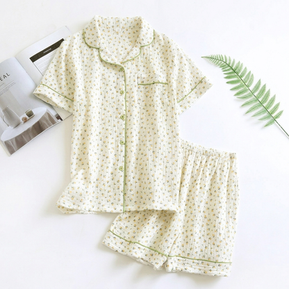 Elegant women's pajamas set