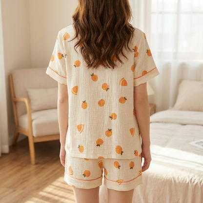 Elegant women's pajamas set