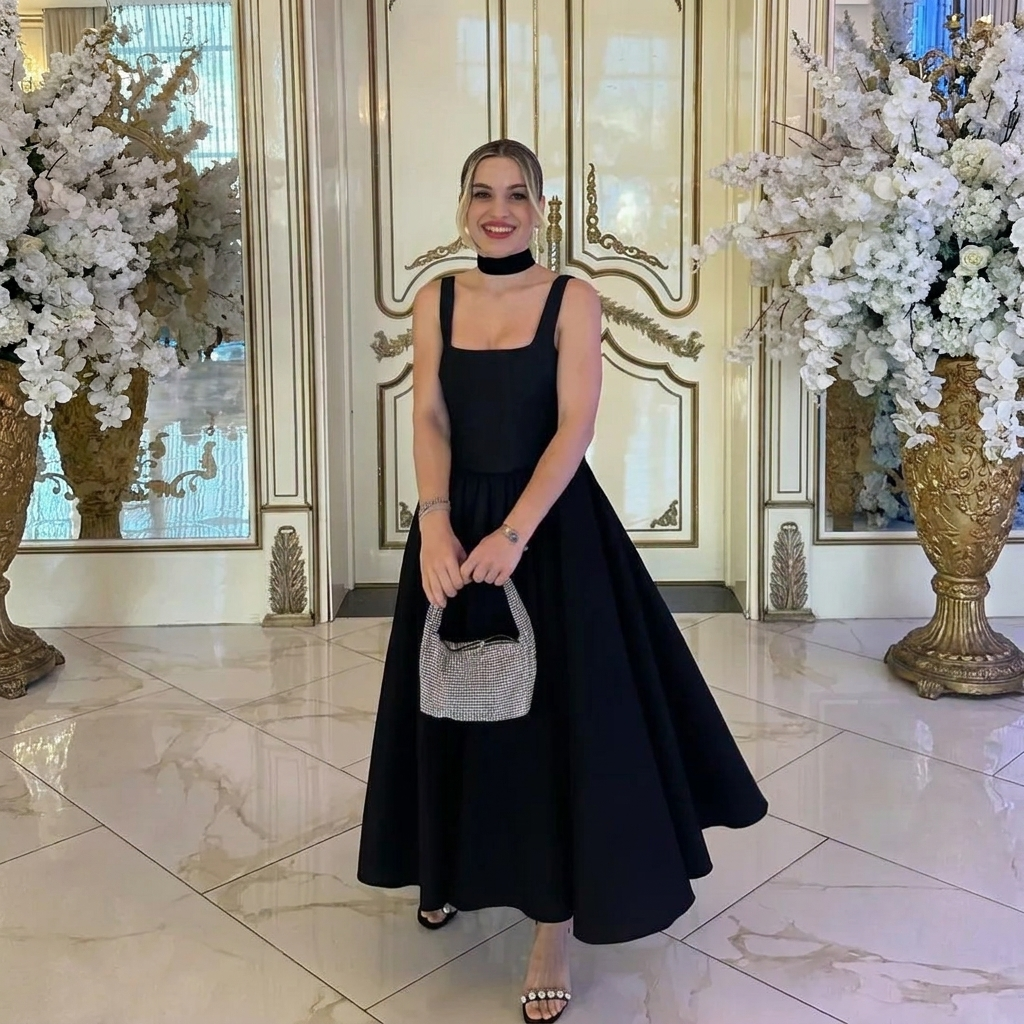 Elegant Dress with High Waist
