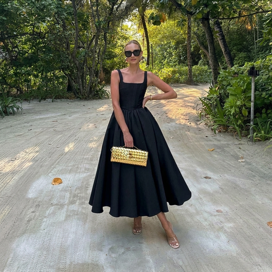 Vestido elegante con cintura alta