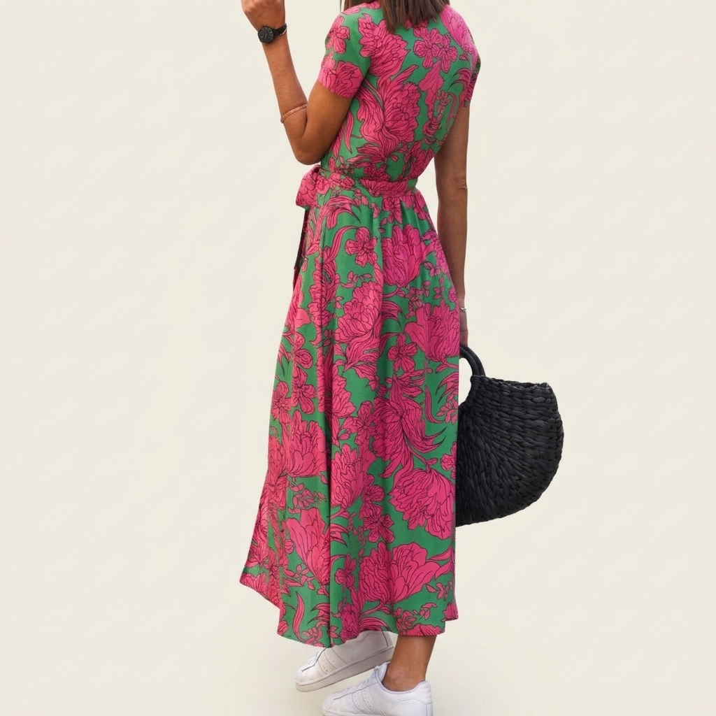 Fashionable Ladies Printed Beach Dress