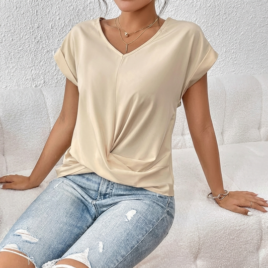 Camiseta para mujer con escote en V, mangas cortas y detalle de nudo en el frente