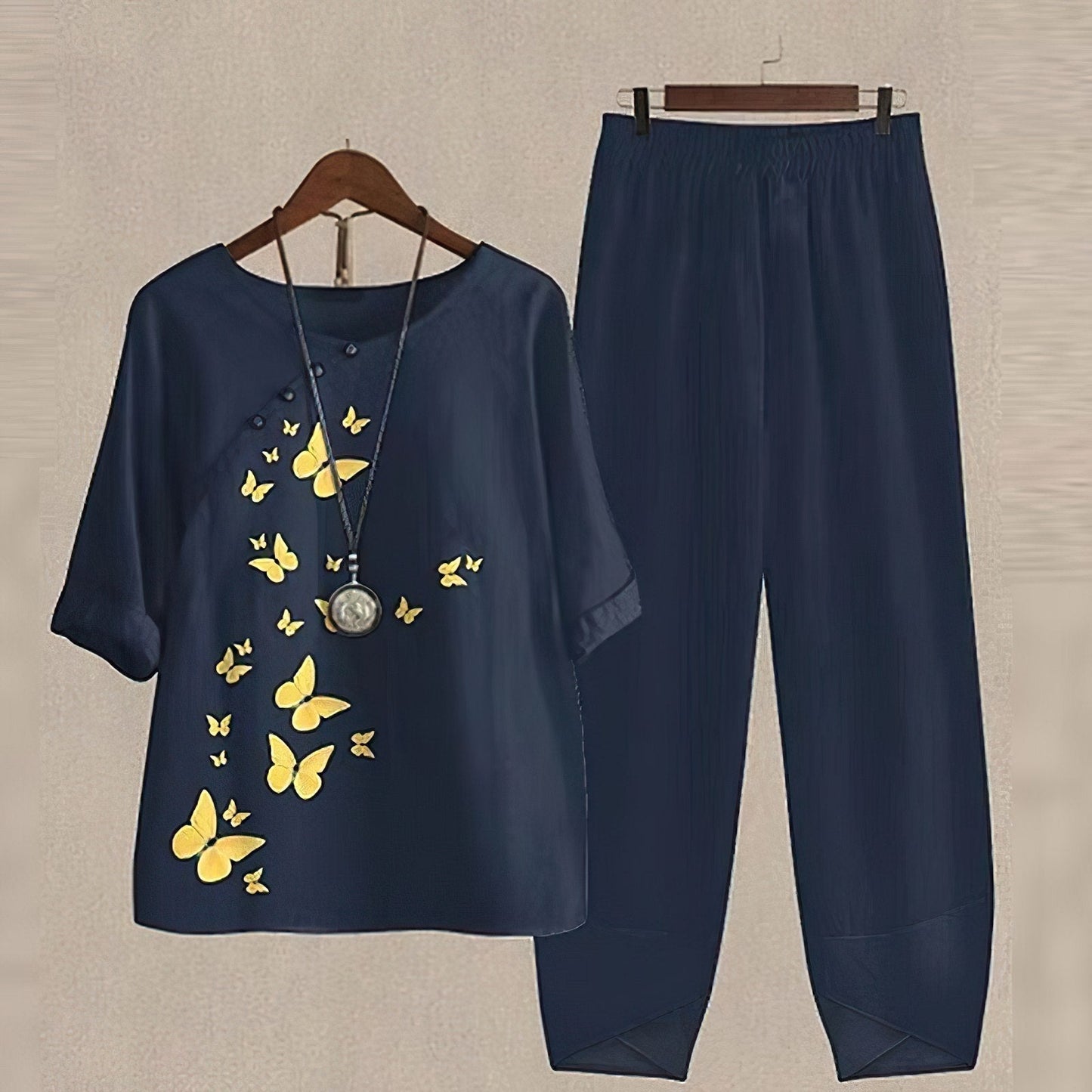 Perfect Comfortable Elegant Floral Set of 2 Pieces
