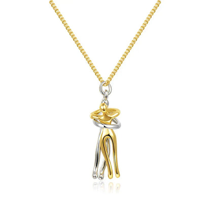Ketting met omarmende hanger – Tijdloos symbool van liefde