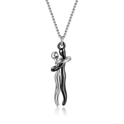 Ketting met omarmende hanger – Tijdloos symbool van liefde