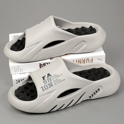 Quentin – Sporty Men's Slippers with Modern Design