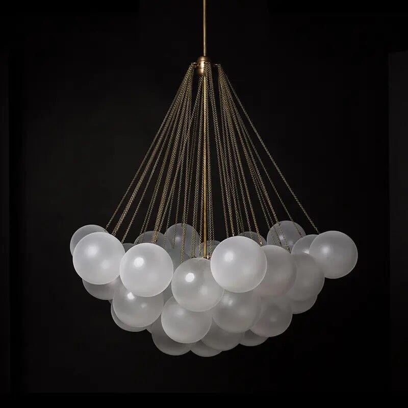 Skandinavisk pendellampe med matte glasskuler