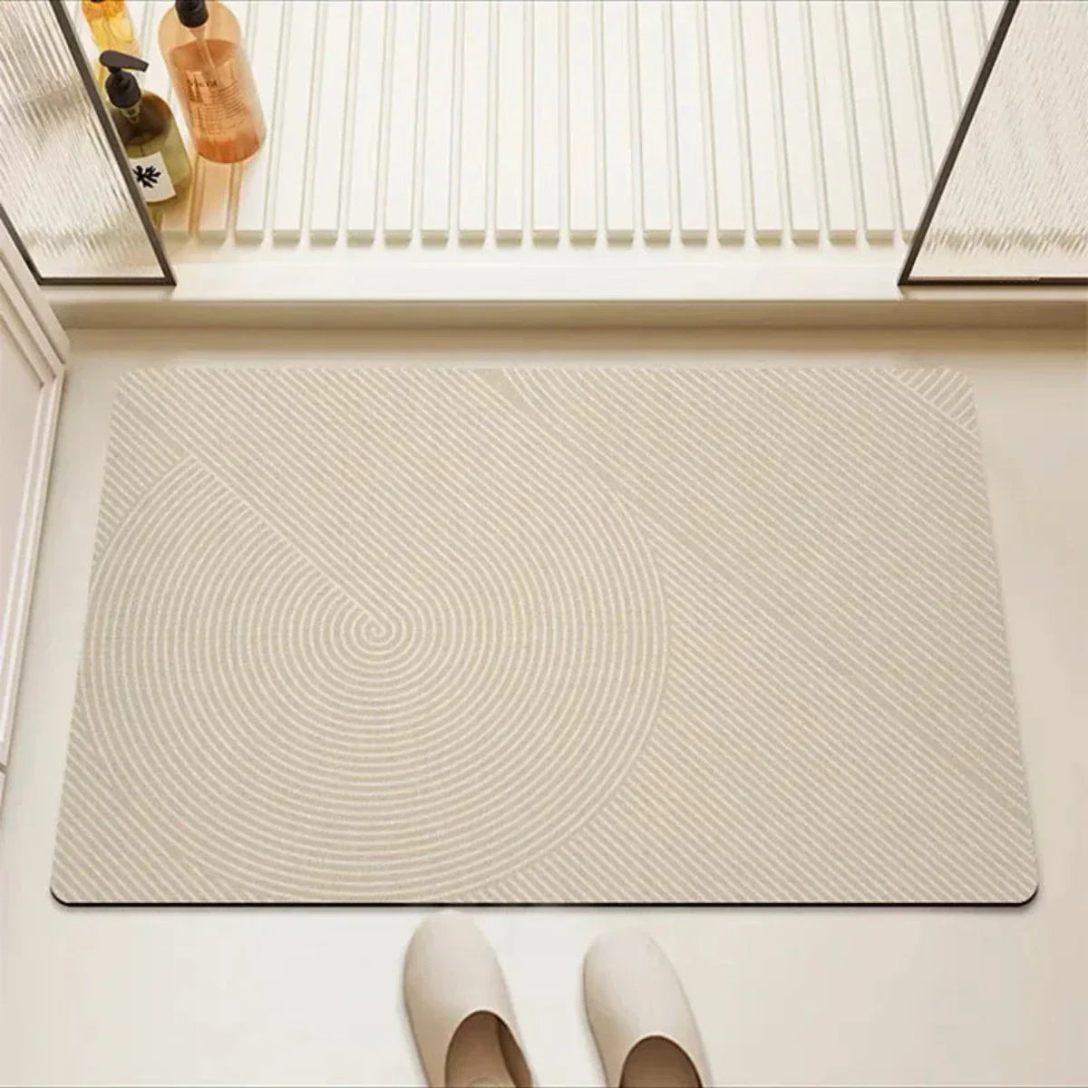 Quick-Drying Bath Mat with Non-Slip Backing for a Safe Bathroom