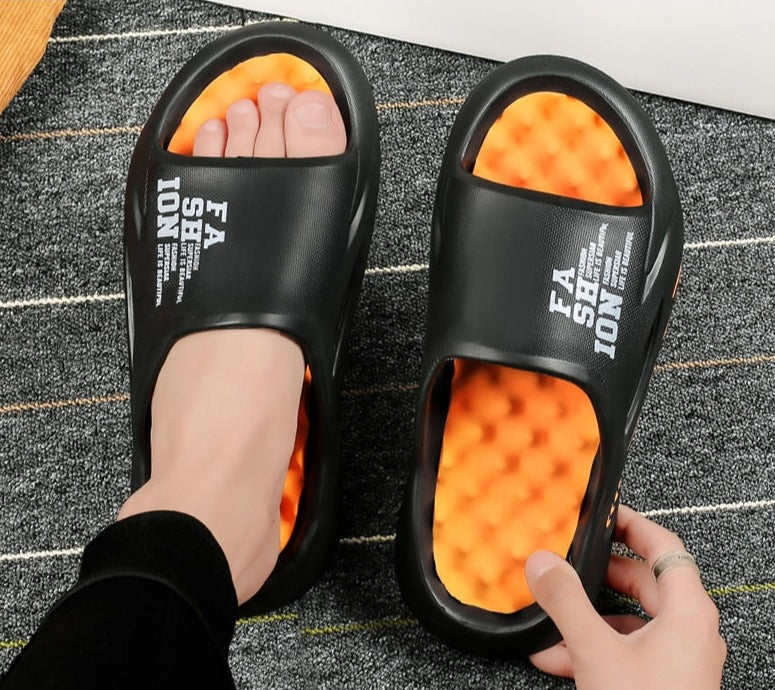 Quentin – Sporty Men's Slippers with Modern Design
