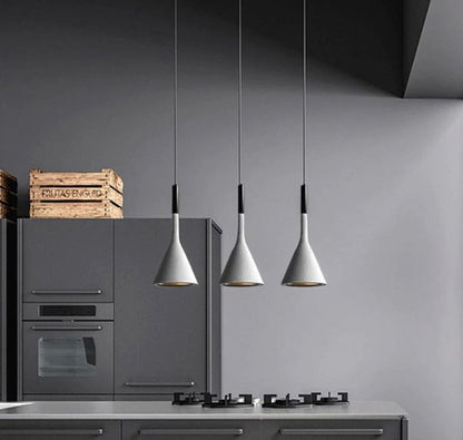Minimalist Pendant Light - Adjustable and Elegant Design