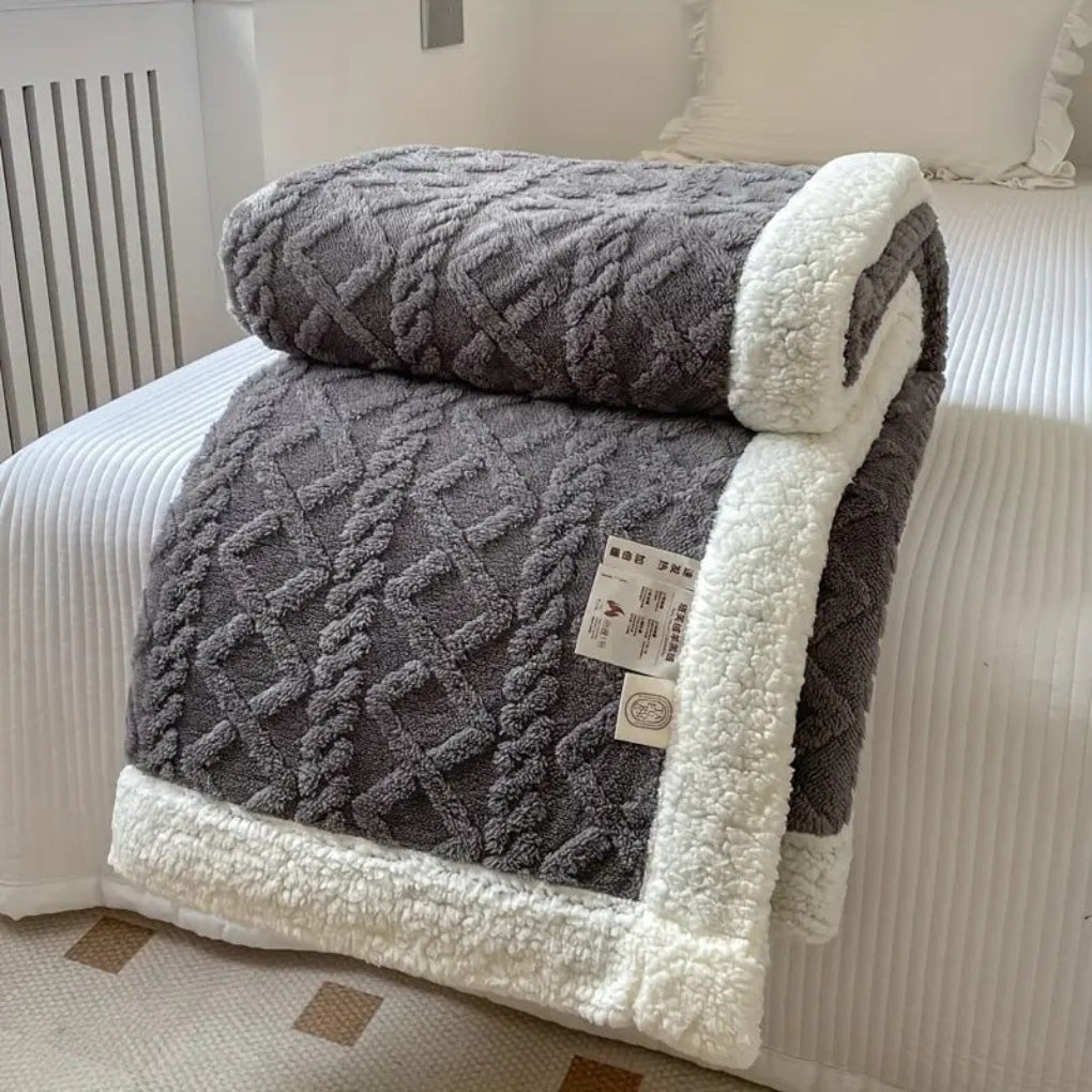Diamond Knit Sherpa Decke