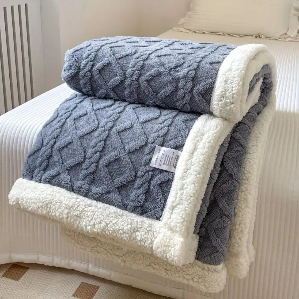 Diamond Knit Sherpa Decke