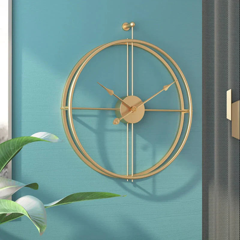 IronClock Gold - Ceas de perete mare, minimalist, din metal - Elegant - Atemporal - Decorațiunea perfectă