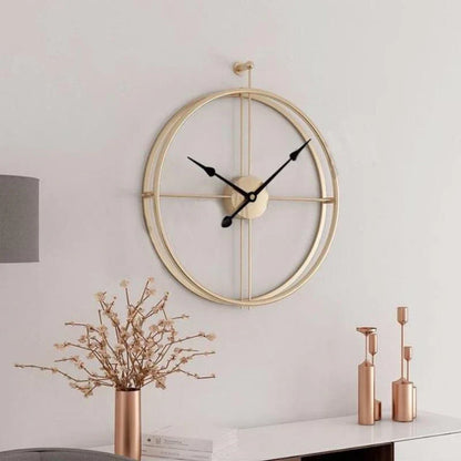 IronClock Gold - Ceas de perete mare, minimalist, din metal - Elegant - Atemporal - Decorațiunea perfectă