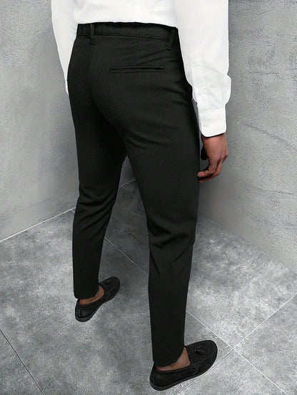 Jasper | Plain-coloured men's trousers for casual business trips