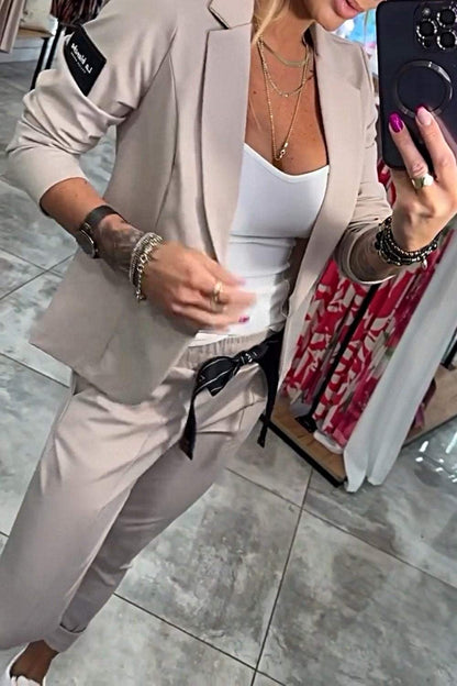Stylish Two-Piece Blazer Set with Jogger Trousers for Women