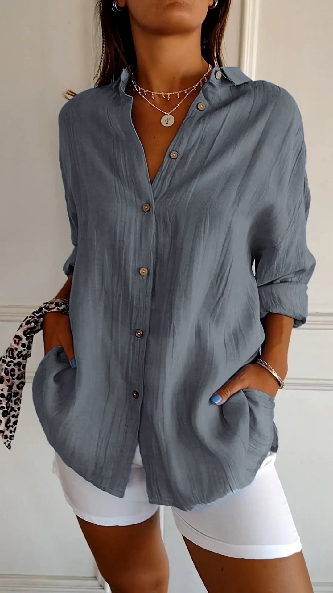 Ladies' Loose Blouse - Airy and Comfortable - With Button Closure