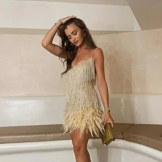 Genoveffa - Vestido con lentejuelas y plumas