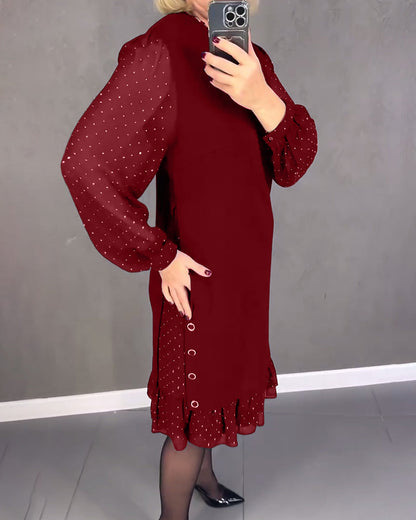 Long-sleeved elegant dress with polka dots