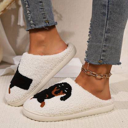 Lara | Cosy unisex slippers with cartoon dog design