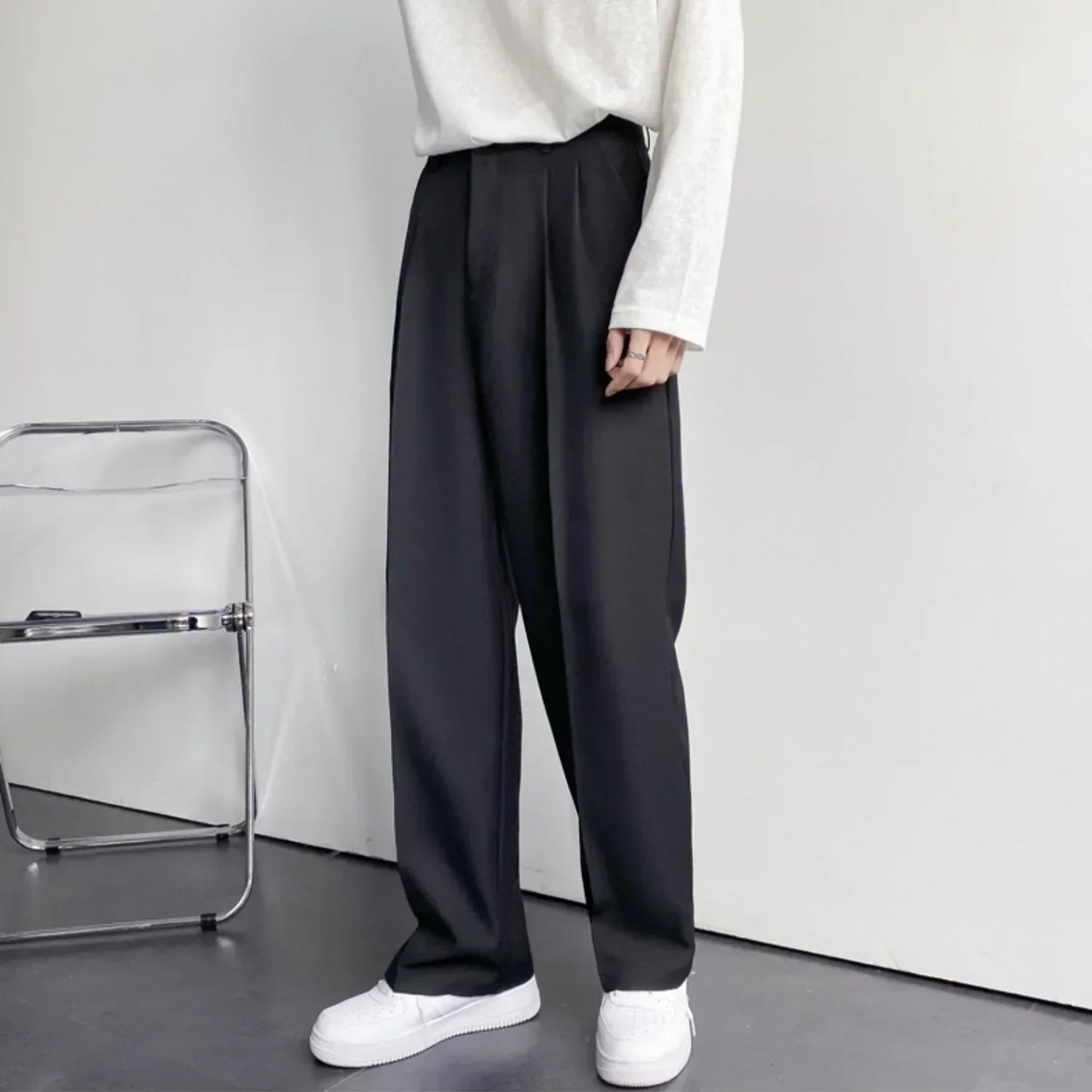 Lars | Stylish Paris Trousers