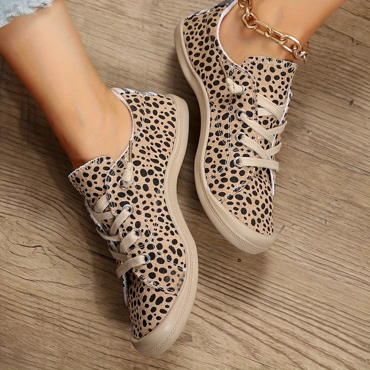 Leopard | Leopard Print Women's Low-Top Sneakers
