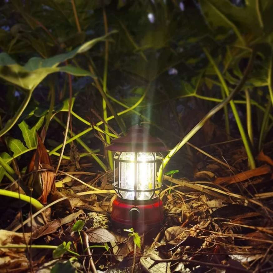 Lanterna da campeggio ricaricabile con LED dimmerabile e design vintage