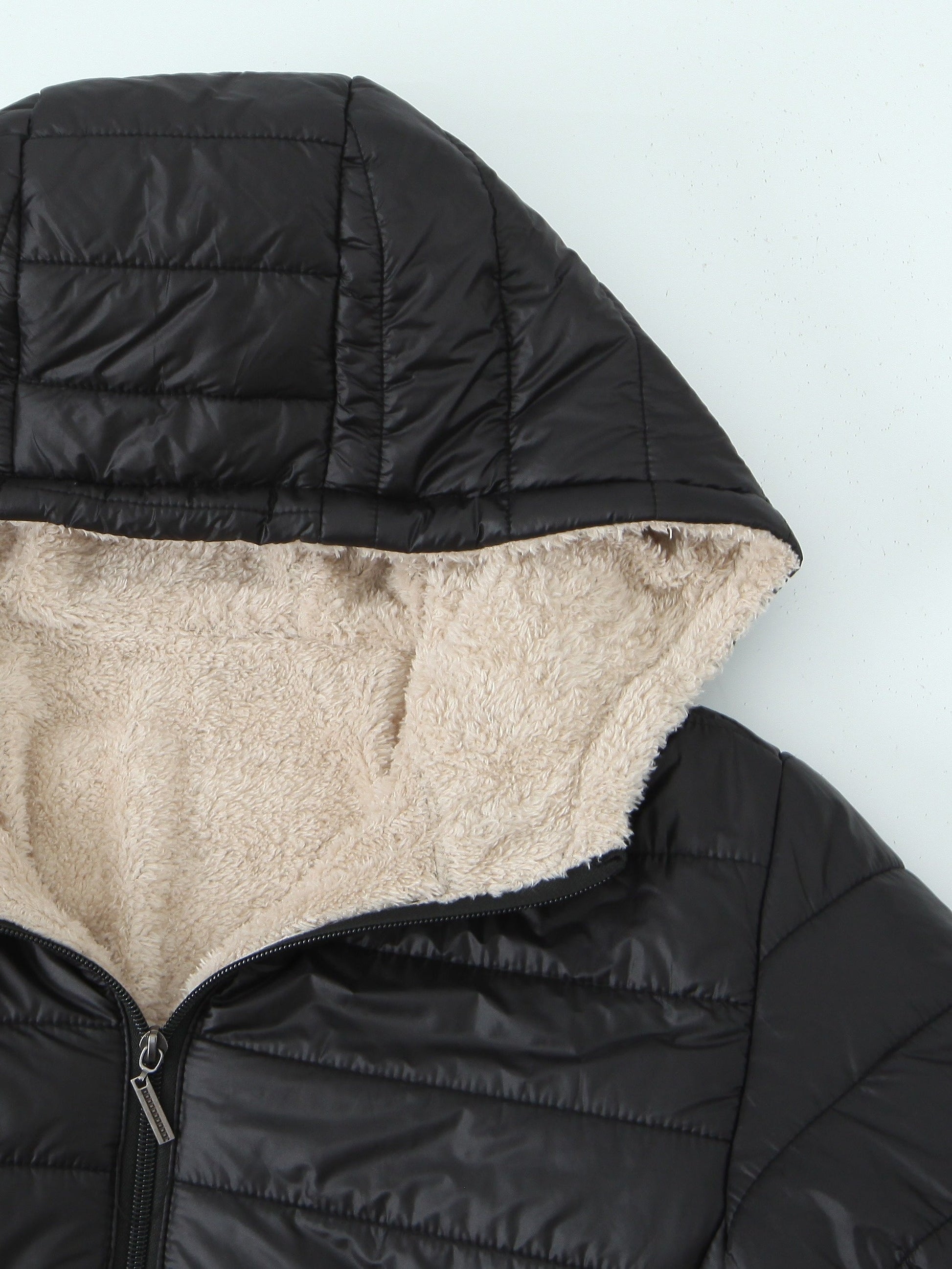 Lotte | Padded ladies' cape in solid colour