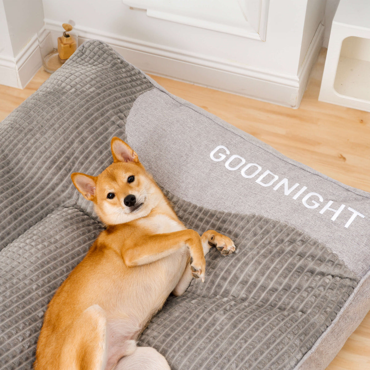 Cama ortopédica para perros con cojín para la cabeza – Lujo y comodidad