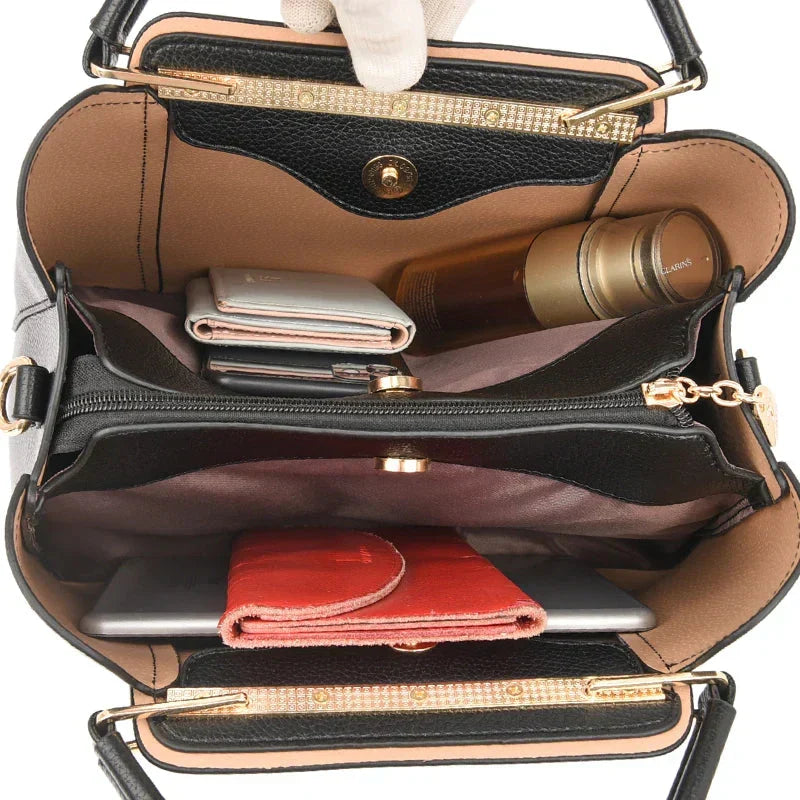 Luxury Ladies Handbag with Refined Details and Timeless Design