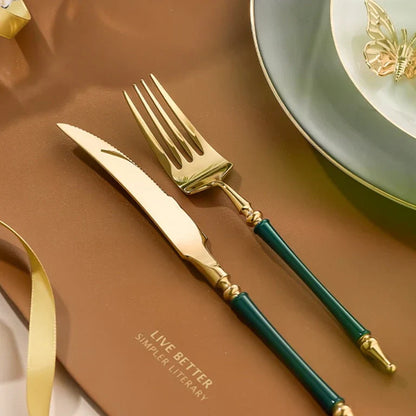 Luxury Cutlery Set - Timeless Design - Elevate Elegant Dinners