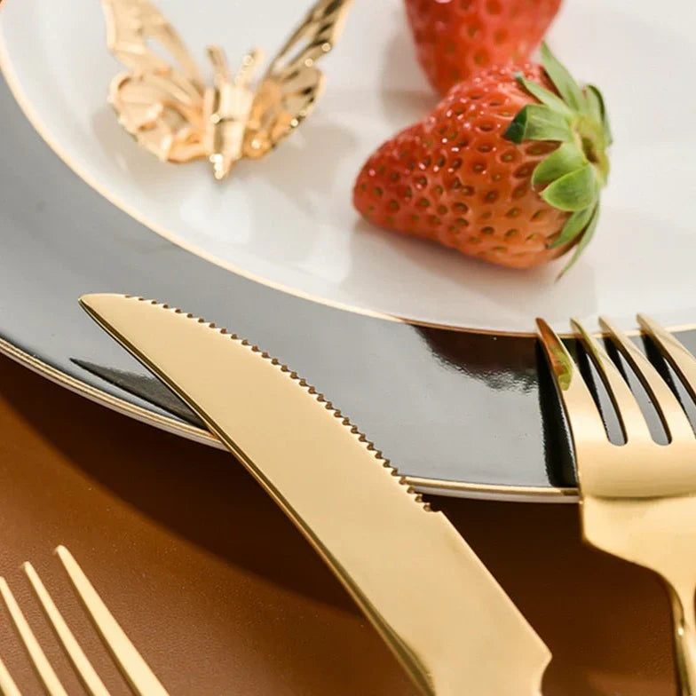 Luxury Cutlery Set - Timeless Design - Elevate Elegant Dinners