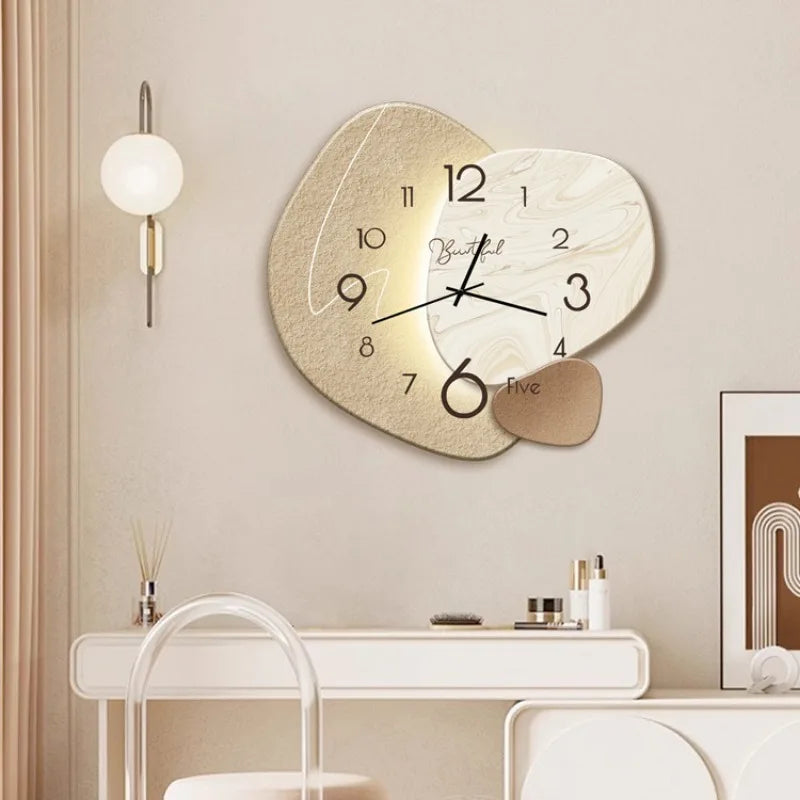 Luxury Wall Clock - Refined Design - Perfect for Modern Interiors