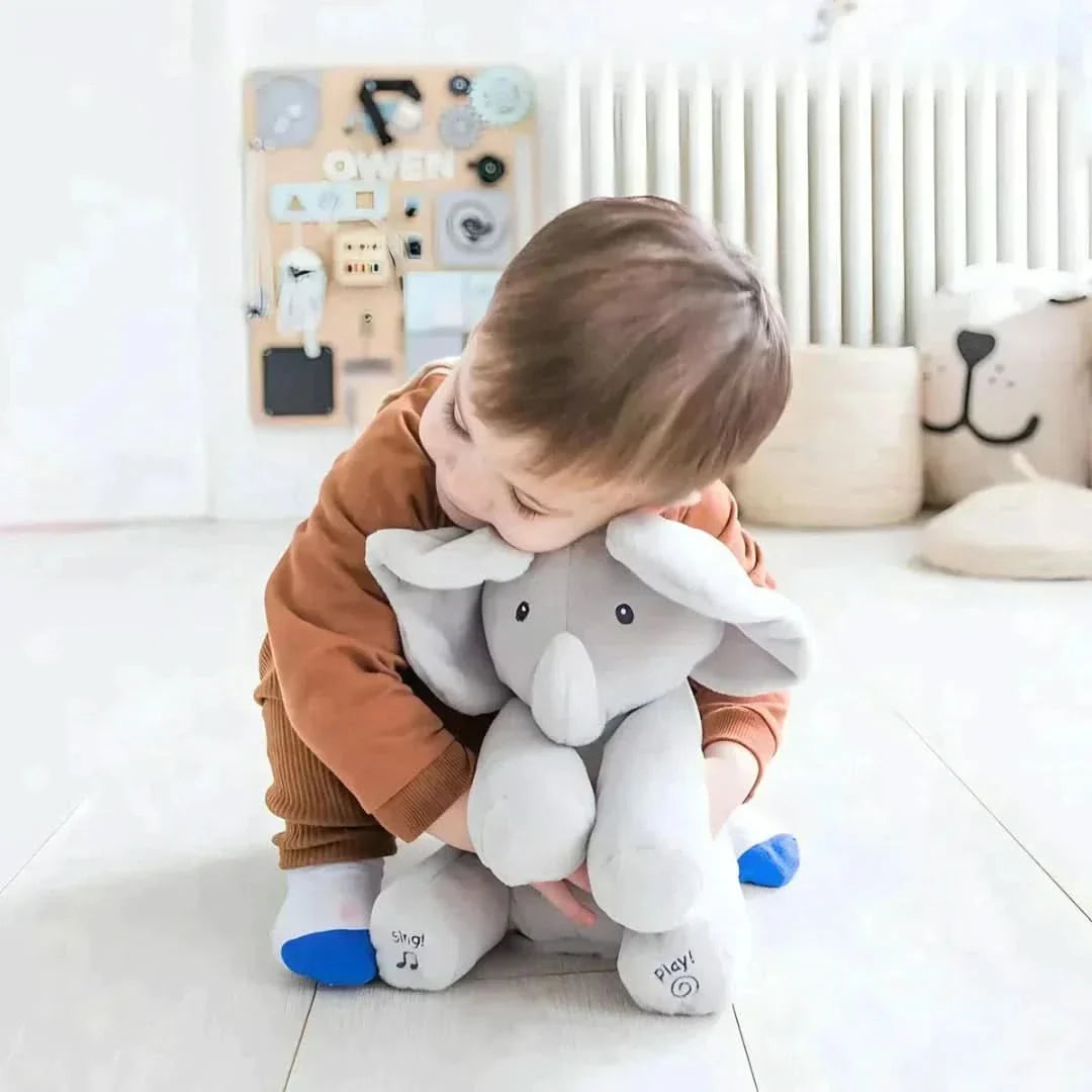 Maatje© | The Baby Elephant