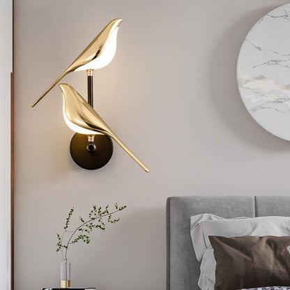 Illuminated Bird Wall Lamp