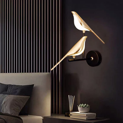 Illuminated Bird Wall Lamp