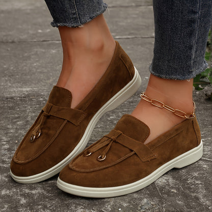 Mila | Women's tassel loafer with iron ring and decoration