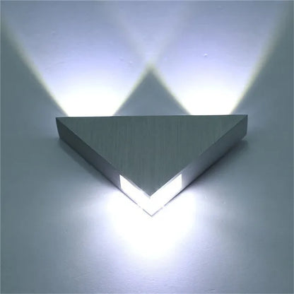 Modern LED Wall Lamp with Triangular Design for Atmospheric Wall Lighting