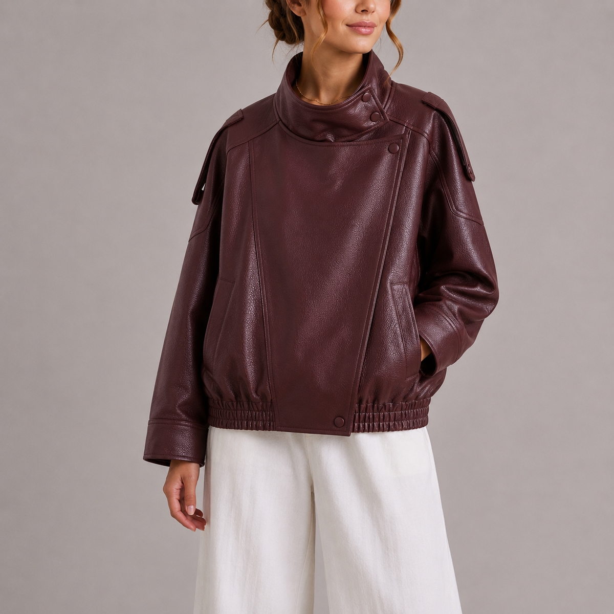 Giacca bomber da donna alla moda in similpelle con collo alto
