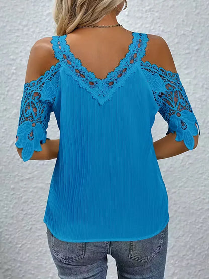 off-shoulder T-shirt with lace