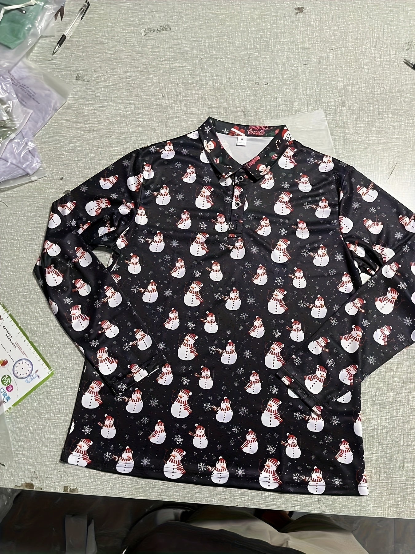 Pim | Chemise décontractée avec imprimé Père Noël et fermeture à boutons