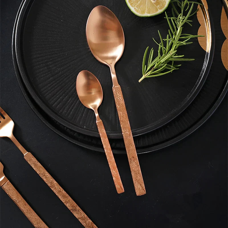 Premium Cutlery Set - Elegance for Refined Dining - Perfect Quality