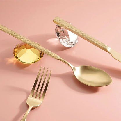 Premium Cutlery Set - Elegance for Refined Dining - Perfect Quality