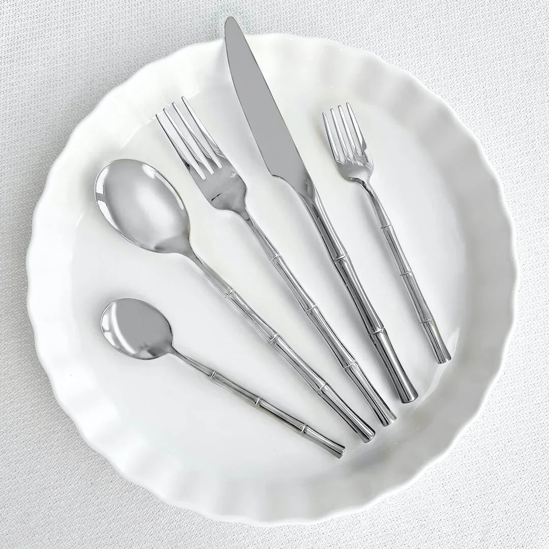Premium Cutlery Set - Modern Design - Durable & Stylish