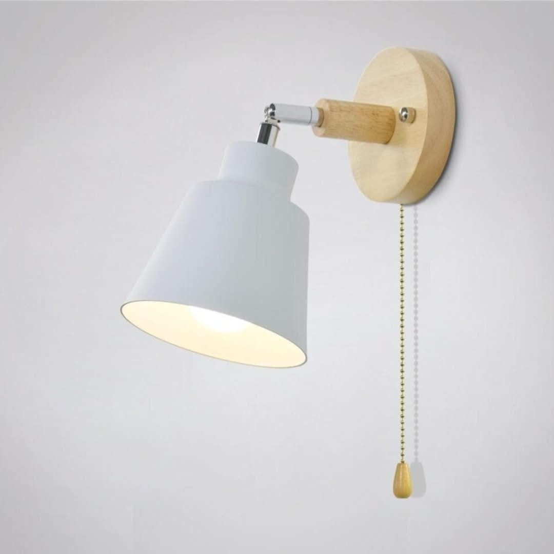 Lámpara de pared Collin giratoria con interruptor de cadena