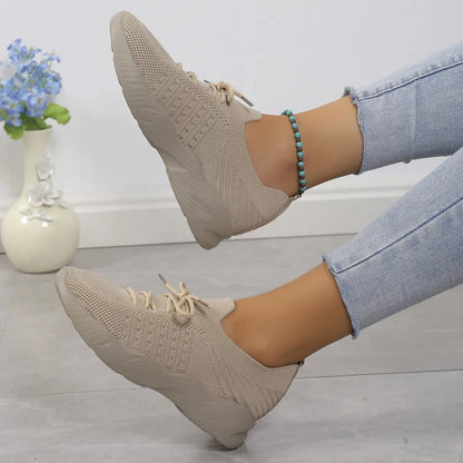 Yuna – Breathable Mesh Women's Sneakers with Laces and Platform Sole