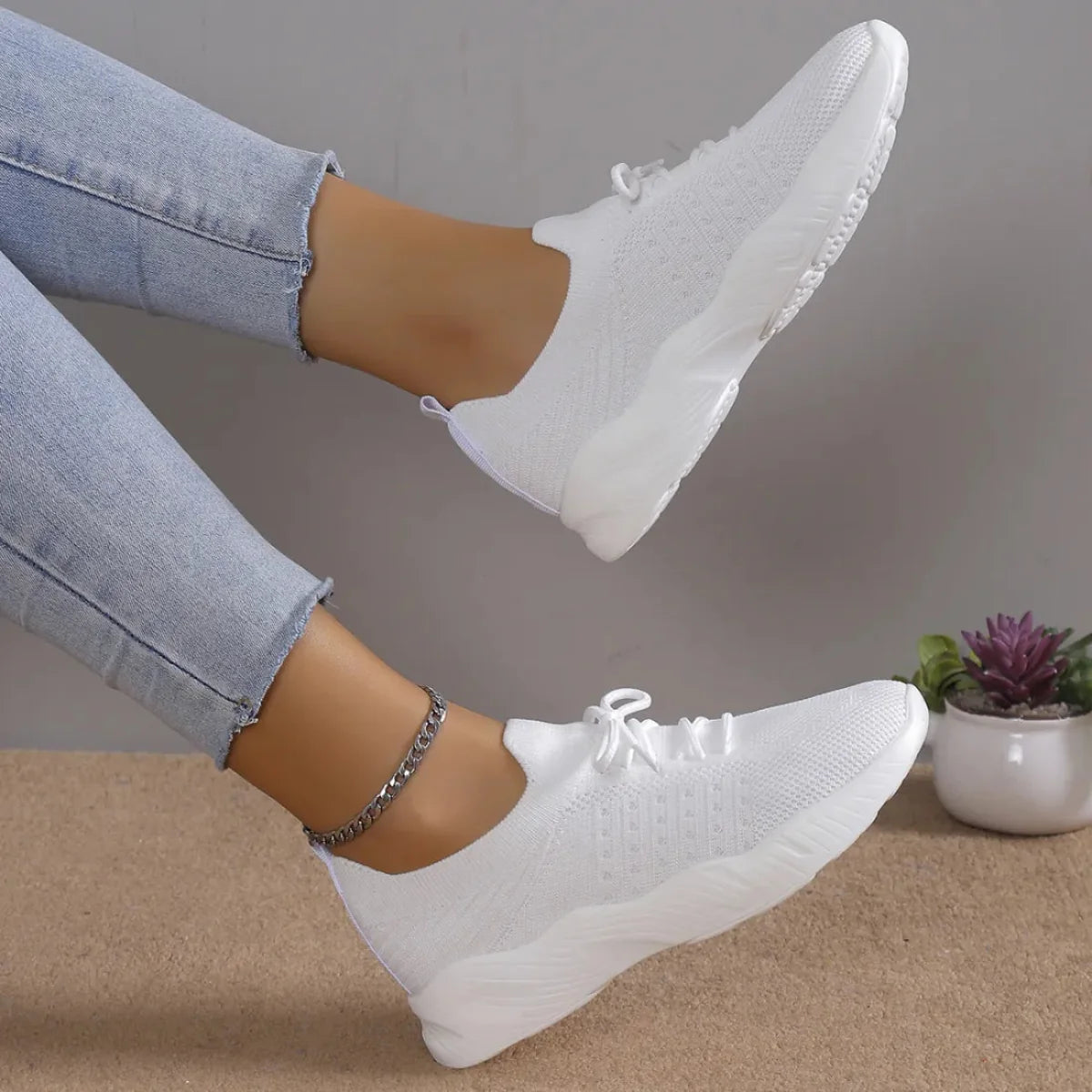 Yuna – Breathable Mesh Women's Sneakers with Laces and Platform Sole