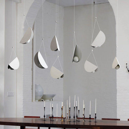 Scandinavian Minimalist Pendant Light – Modern Design